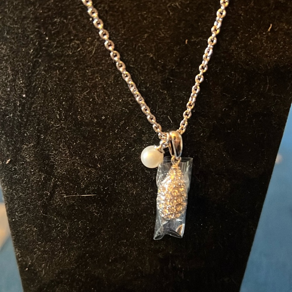 Vantel Pearls Prestige Necklace